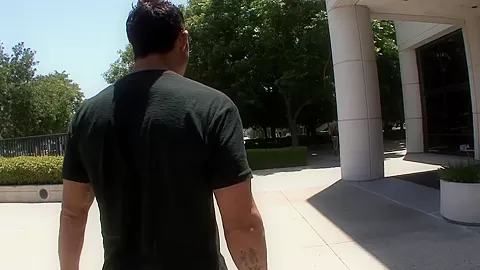 Strong Pumped Snatch Of Lustfull Bitch Fuckhole Looks Tiny Full Of Cumshot