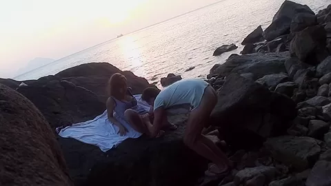 Anne in sex on the beach with a nice-looking babe