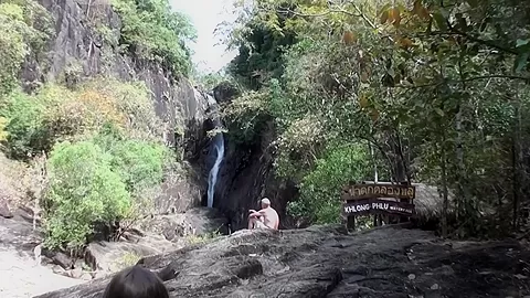 Anne in hottie gives an awesome blowjob in an outdoor porn vid