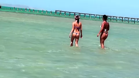 Aprilia & Lexxis & Zuzka in alluring sluts having lesbian sex on the beach