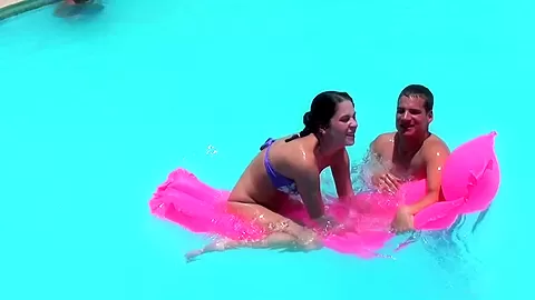 Aprilia & Lexxis & Zuzka in hot lezzers having sex in a porn travel movie