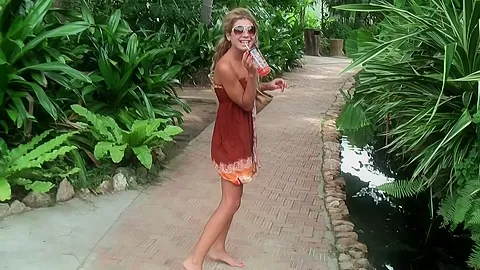Vicktoria Tiffany in slut got her ass fucked in an outdoor sex scene
