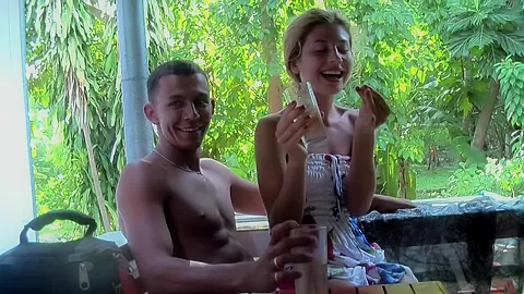 Vicktoria Tiffany in this hotel video shows a gal giving a sensual blow job