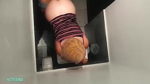 Flagra De Sexo No Banheiro Do Restaurante 5 Min