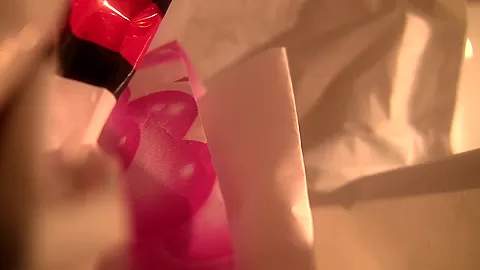 Agnessa in a lucky guy receiving an amateur blow job