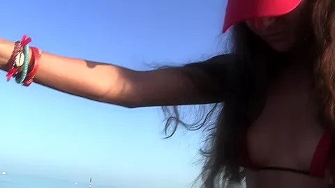 Agnessa in free outside porn video with amateur cock-sucking