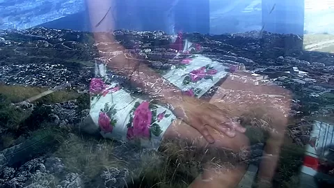 Leila in hardcore shagging on vacation in hot amateur video