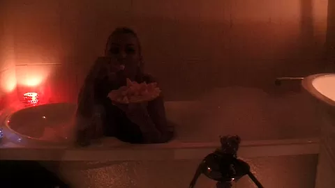 Jocelyn in blonde amateur girl gives her guy a cock suction