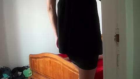 Yasmine in amateur fuck video with a guy with a massive dong