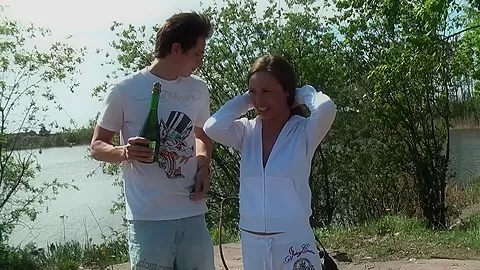 Anne in sex tape video with hardcore shagging in nature