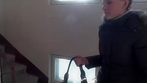 Vera in hot homemade porn video showing a hot couple fuck