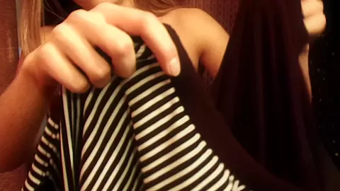 Ivanka in hood amateur porn showing a hot minx riding a dick