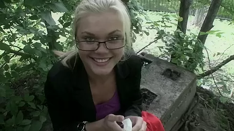 Ivanka in amateur porn video showing a blonde sucking cock