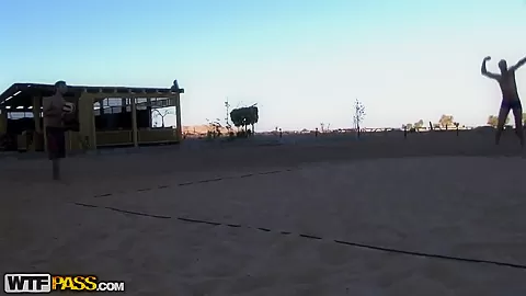 Hot travel sex movie at the beach from Egypt Day