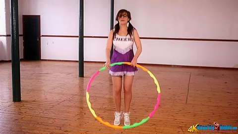 Charlie Rose - Hula Hoop Hottie - BoppingBabes
