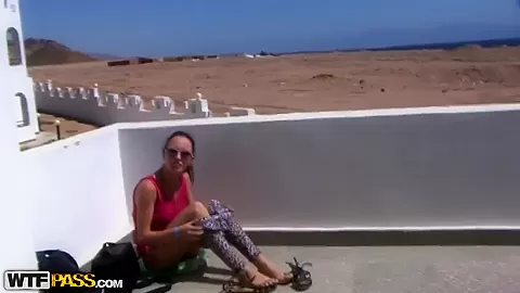 Nice outdoor pussy fingering with a hot brunette