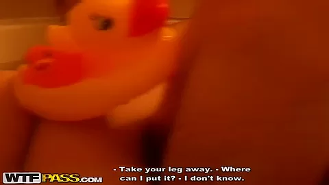 Blowjob on cold street and relaxation in hot bath
