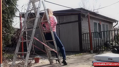 Doris Dawn in Denim, Up The Ladder - FanCentro
