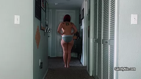 Missgothbooty in Booty Flexing Catwalk - FanCentro