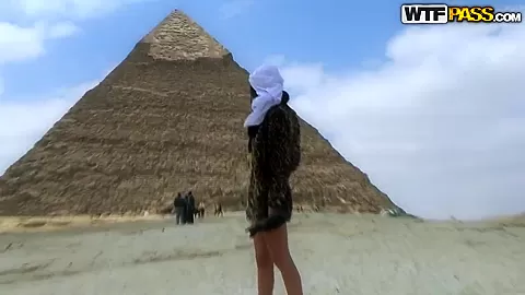 Beautiful Aurita sucking outdoors in Egypt