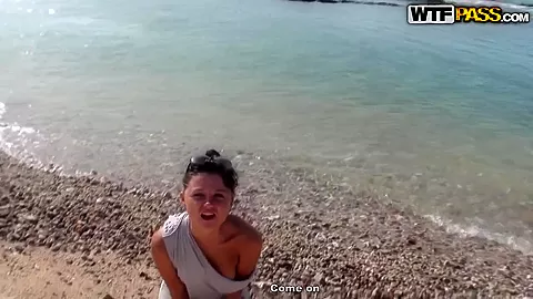 Sexy Russian teen 18+ Bella adores posing on the beach!
