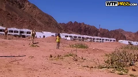 Tourists wanted to have some extreme during their vacation