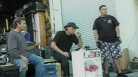 Hot Cowgirl Has An Audience While She Fucks
