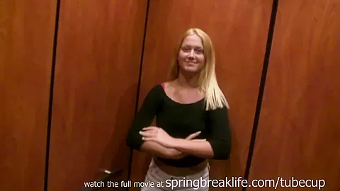 SpringBreakLife Video: Blonde Outdoor Flasher