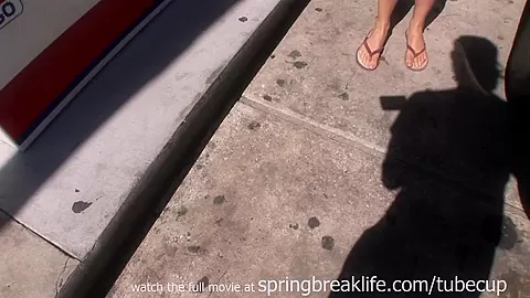 SpringBreakLife Video: Flashing Around Town