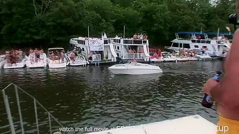 SpringBreakLife Video: Memorial Weekend At The Lake
