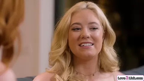 I like it that my big tits stepmom initiates me into lesbian