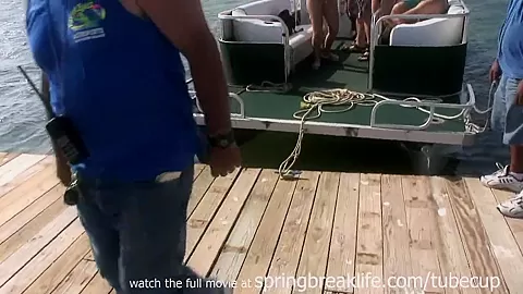 SpringBreakLife Video: Naked Parasailing