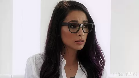 Hot student 18+ Seduces Her Professor with Her Real Tits and Trimmed Pussy in Order To Make The Grade