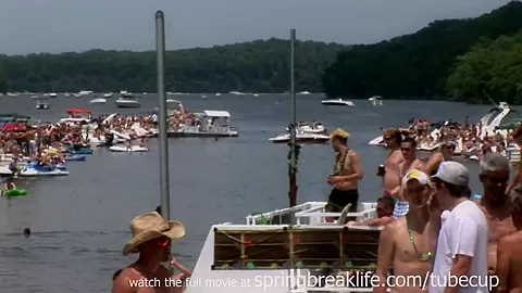 SpringBreakLife Video: Hangin On A Houseboat