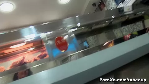 Wet Yoga Pants In Public - PornXn