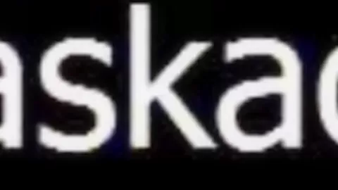 street videos of girls flashing and naked in public