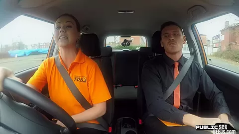 Mediumboobs slut fucked in the car by driving tutor