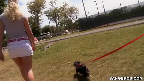 Brittanie Lane fingering her pussy outdoor