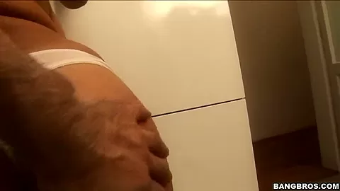 Chantal Fererra's hot blowjob in the kitchen