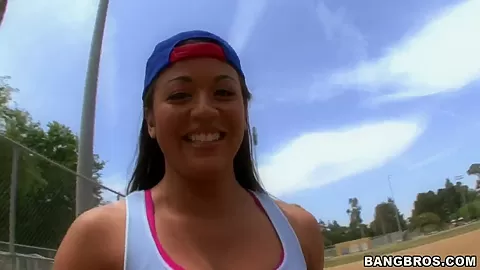 Softball babes get nasty down at the lockers