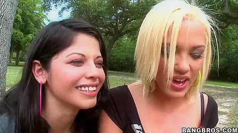 Latina pornstars Evie and Jenny horny action