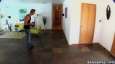 Mz. Berlin is having a good blowjob