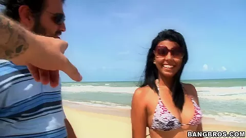 American dude filrting Bruna tries to get her legs open to feed his hungry stick
