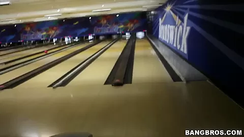 Fuck Team Five goes to a sweet bowling alley