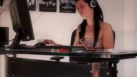 Horny solo teen 18+ DJ babe masturbates