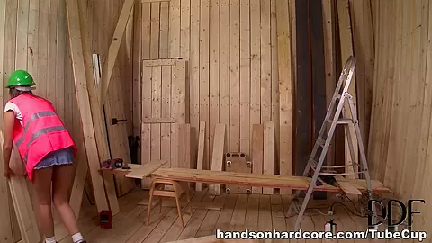 HandsOnHardcore Video: Construction Capers