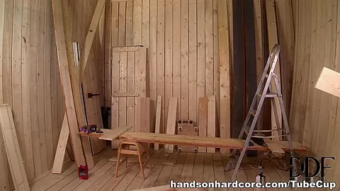 HandsOnHardcore Video: Construction Capers
