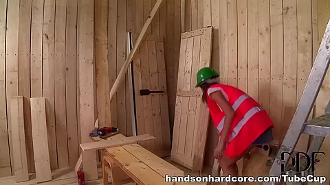 HandsOnHardcore Video: Construction Capers