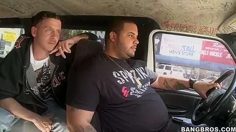 Two filthy dudes rides in hope to find Jewelz