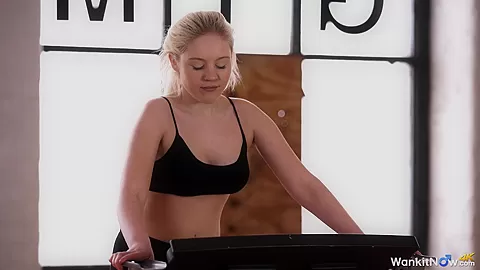 Amy Rose - Hard Workout - Sexy Videos - WankitNow